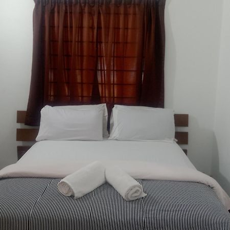 Pd Bayu Beach Resort Private Service Apartment Port Dickson Exterior photo